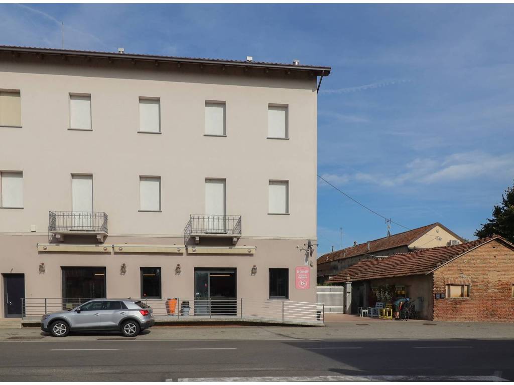 Palazzo / stabile a Castell'alfero in Via Statale, 128 - Foto 5