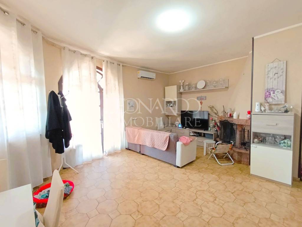 Appartamento a Castel volturno in Via Alghero - Foto 4