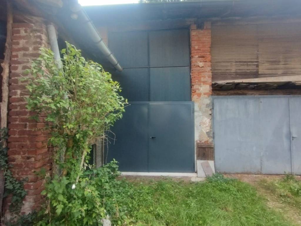 Box / garage a Cuggiono in Via Geltrude Beolchi, 27 - Foto 2