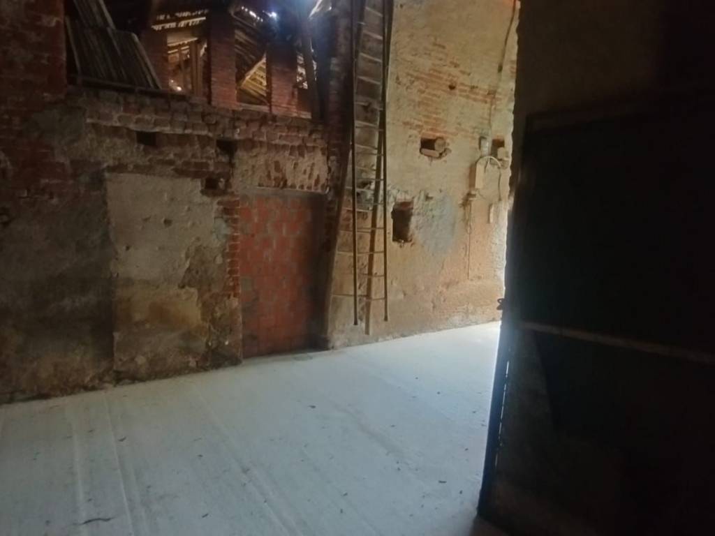 Box / garage a Cuggiono in Via Geltrude Beolchi, 27 - Foto 3