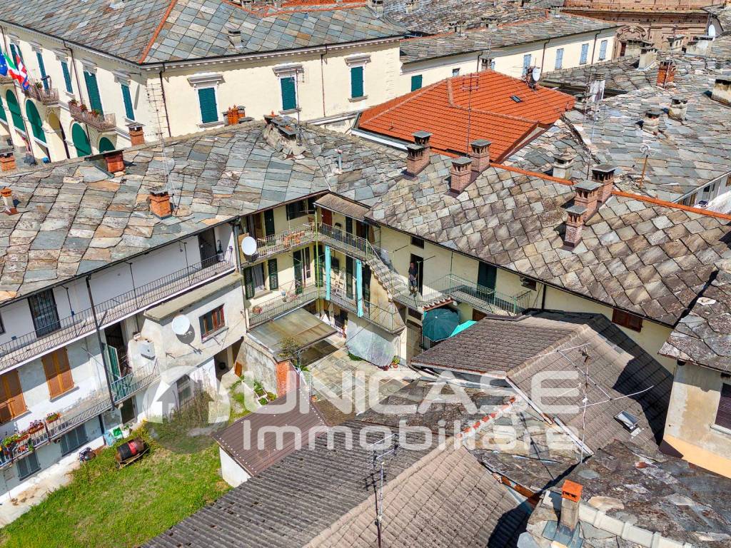 Appartamento a Barge in Piazza Giuseppe Garibaldi - Foto 2