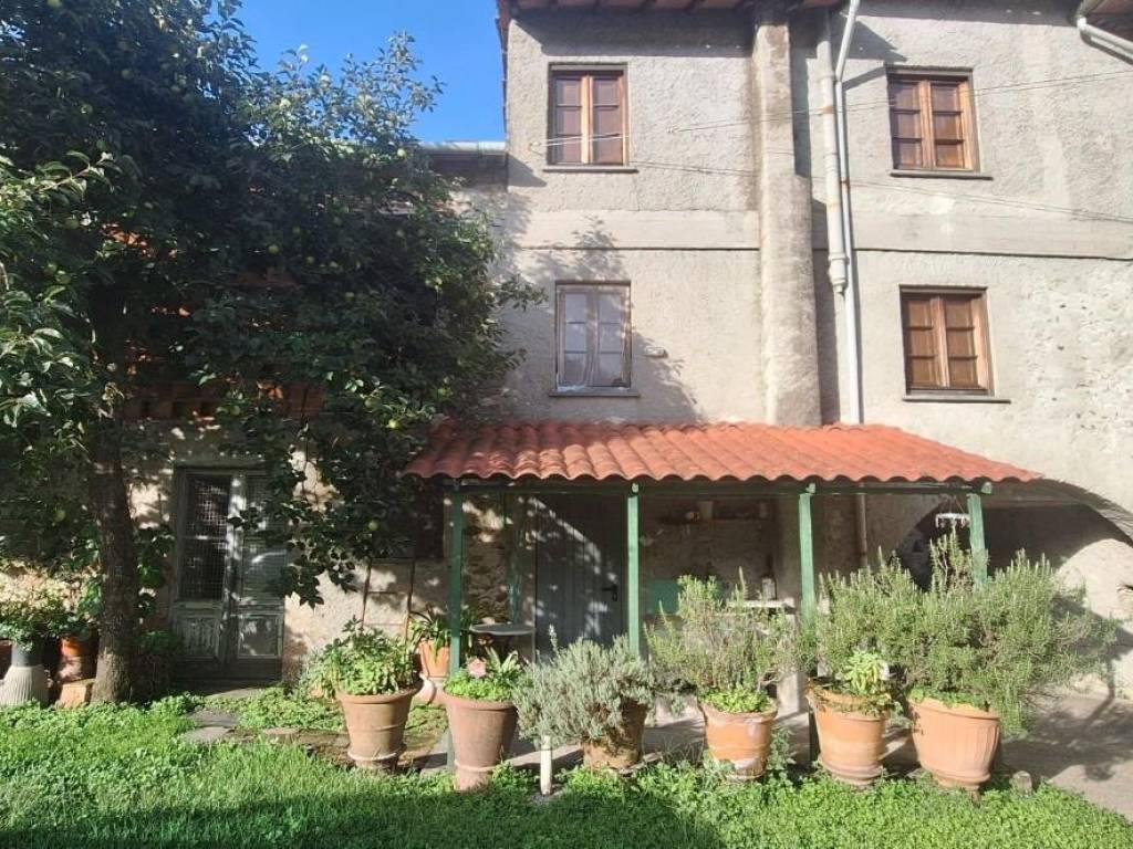 Casa indipendente a Borgo a mozzano - Foto 2