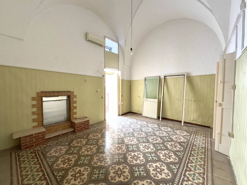 Casa indipendente a Taviano in Via Dante Alighieri, 13 - Foto 2