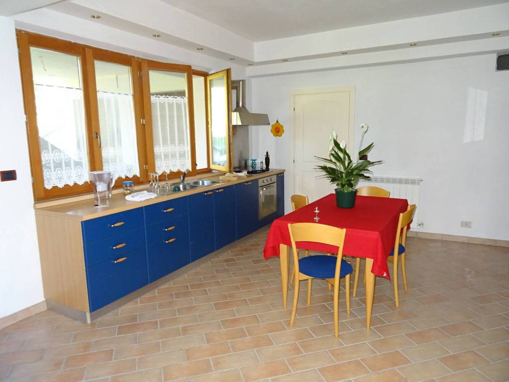 Appartamento a Fabriano in Via dei Cappuccini - Foto 3