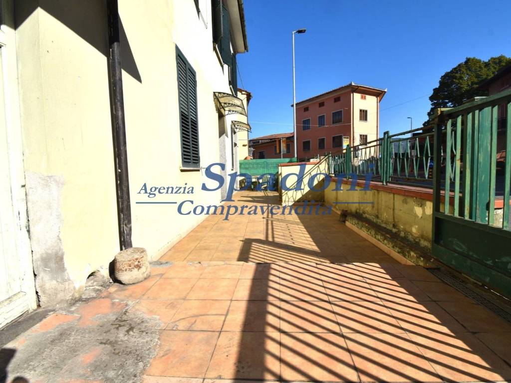 Casa indipendente a Monsummano terme in Via Francesca Nord, 659 - Foto 2