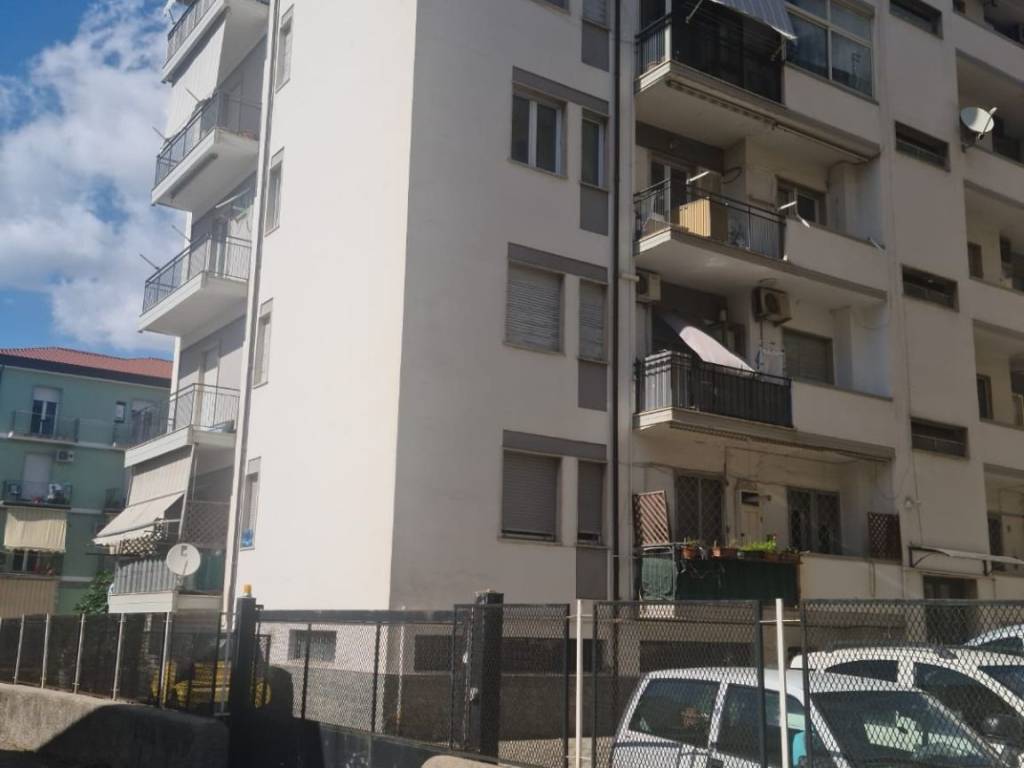 Appartamento a Cosenza in Via Stanislao Amato - Foto 2