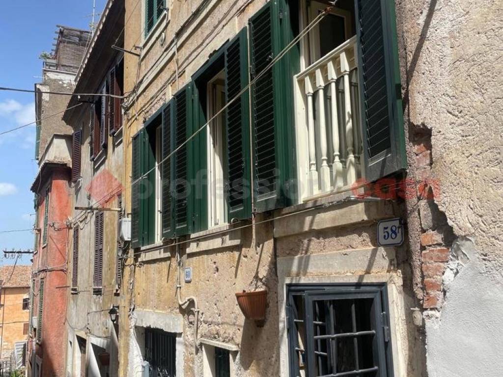 Appartamento a Tivoli in Via del Duomo, 58 - Foto 3