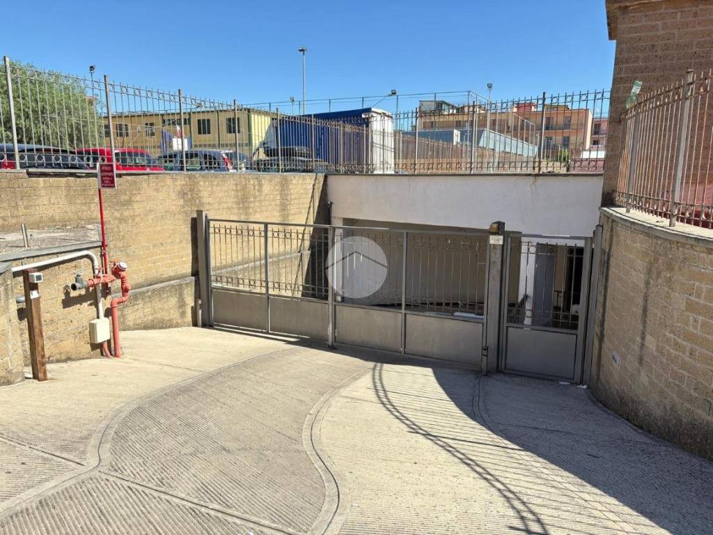 Box / garage a Castellammare di stabia in Via Napoli, 166 - Foto 5