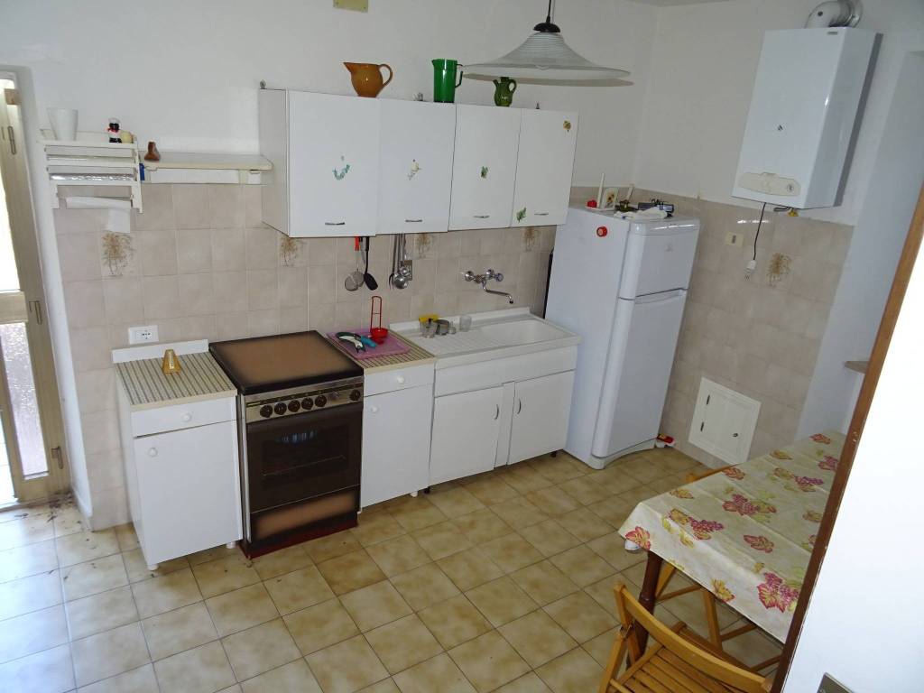 Casa indipendente a Fabriano in Fr.ne San Pietro - Foto 3