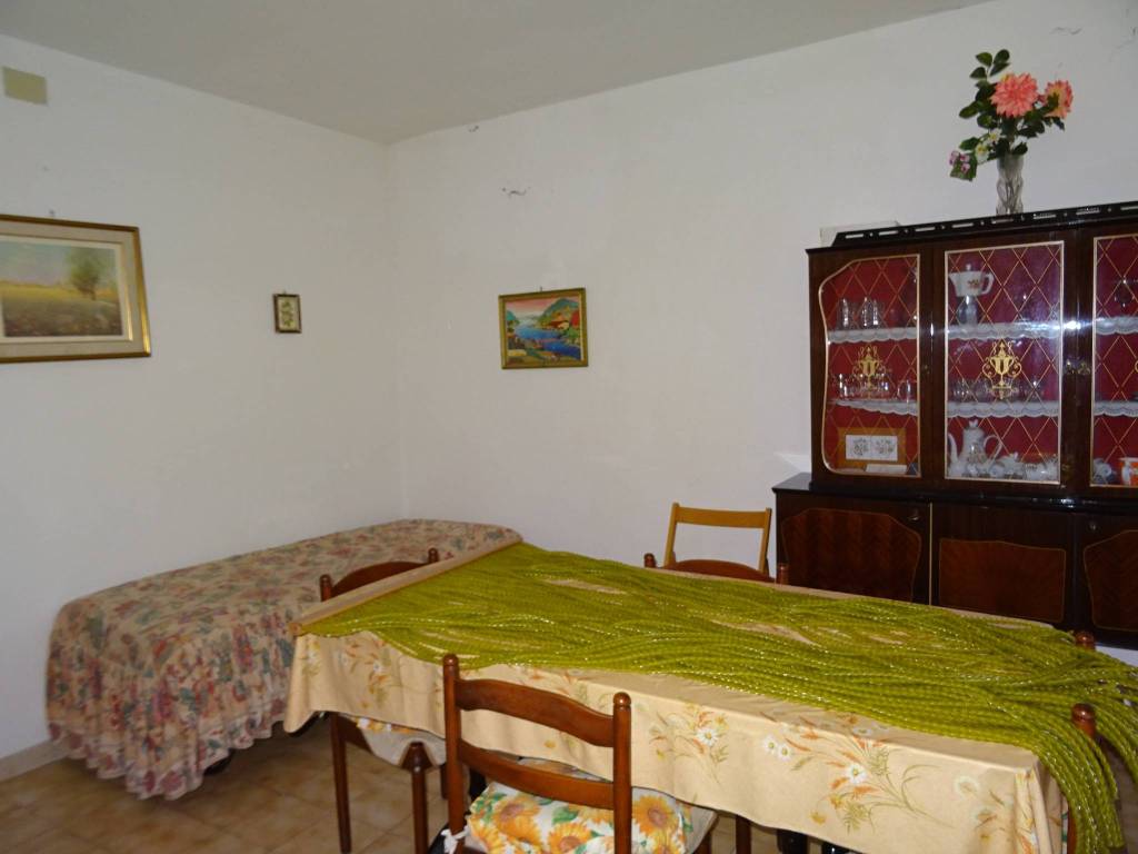 Casa indipendente a Fabriano in Fr.ne San Pietro - Foto 5