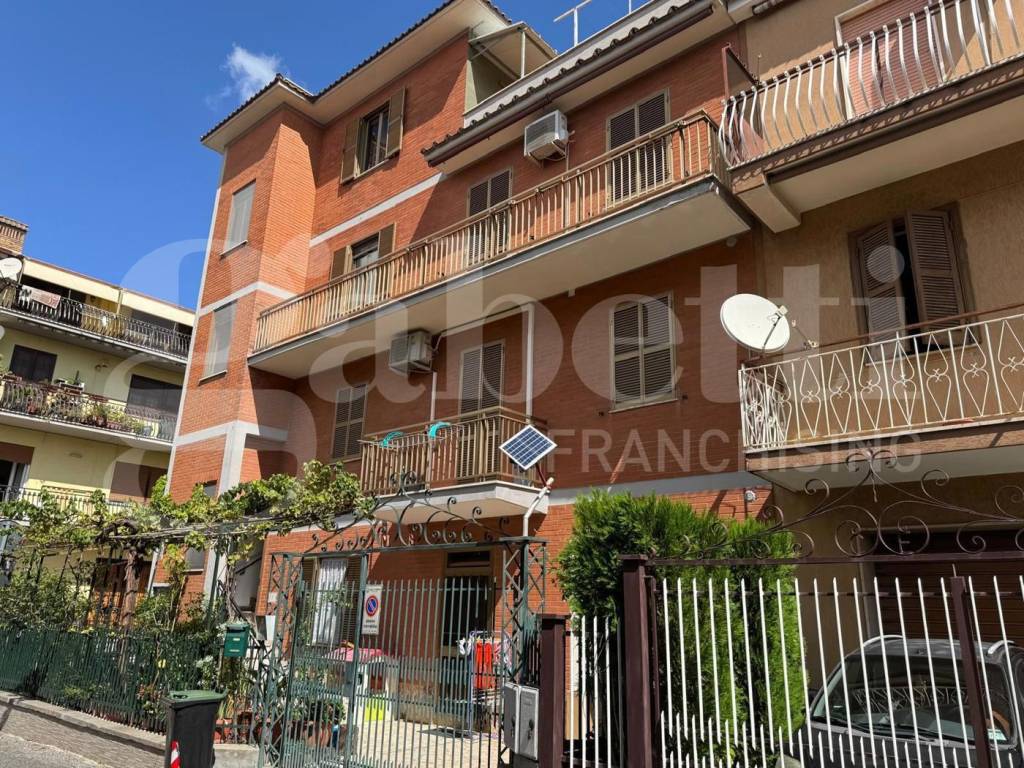Appartamento a Ciampino in VIA RENATO MARTIRELLI, 1 - Foto 3