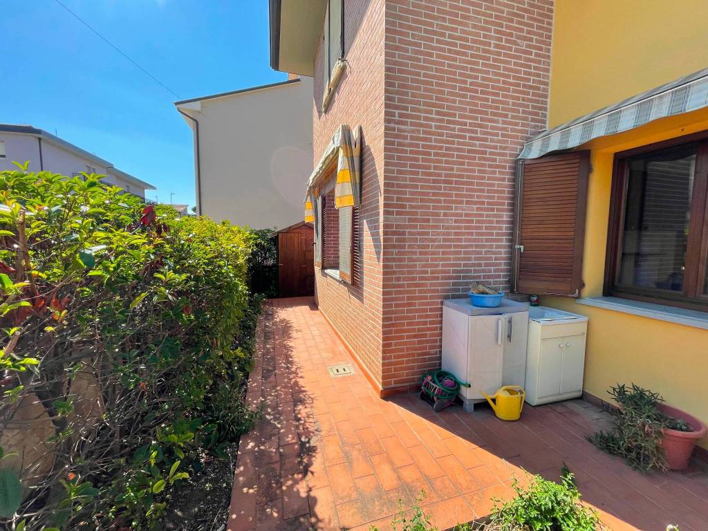 Appartamento a Quarrata in Via San Lorenzo, 37 - Foto 3