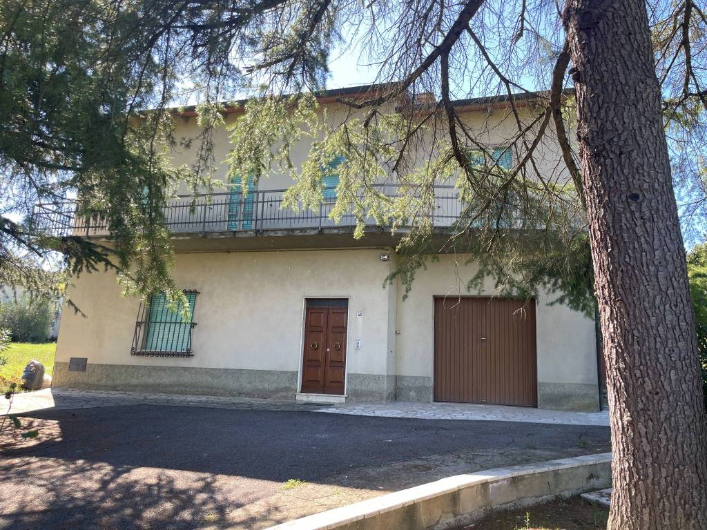 Villa a Foiano della chiana in Via Variante San Domenico - Foto 2
