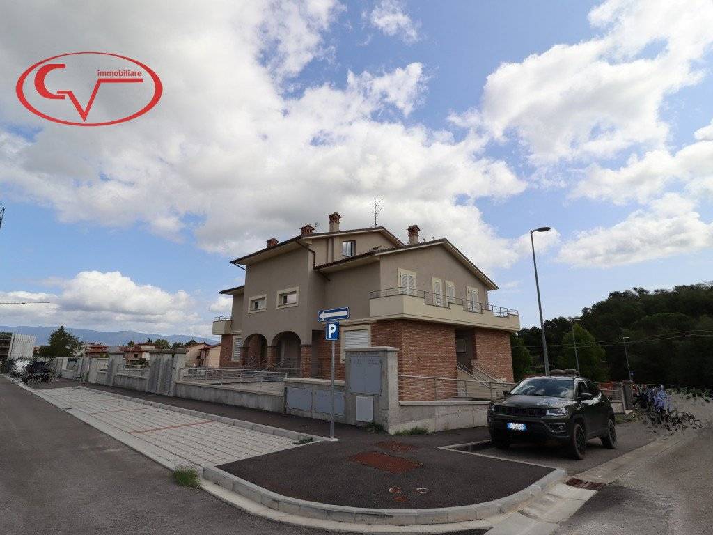 Villetta a schiera a Montevarchi in Strada Provinciale di Mercatale - Foto 5