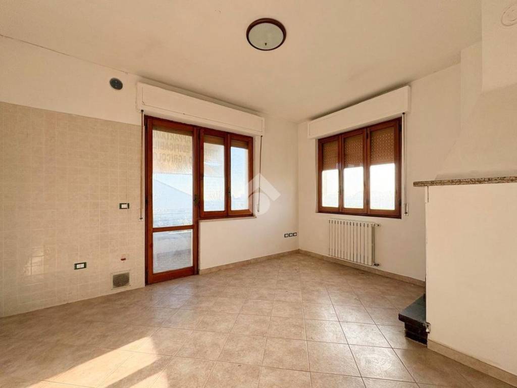 Appartamento a Mozzagrogna in Viale Dalmazia, 19 - Foto 2