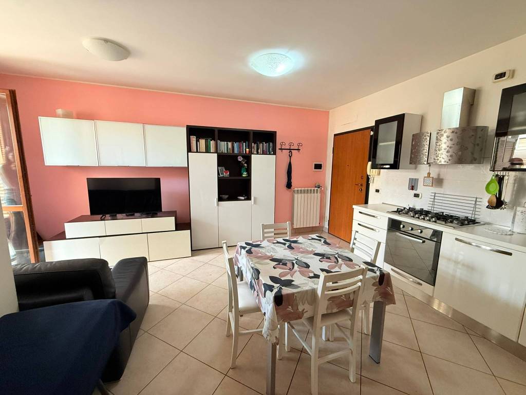 Appartamento a Civitavecchia in Via Gian Lorenzo Bernini - Foto 5