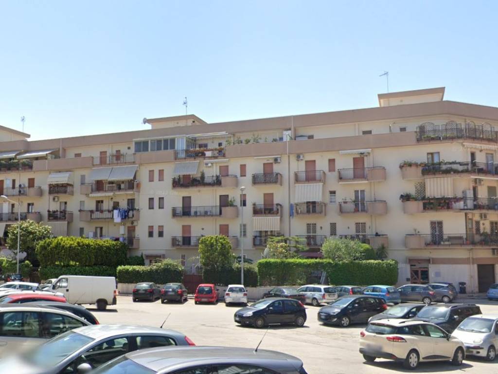 Appartamento a Trani in Via Don Pasquale Uva, 24 - Foto 2