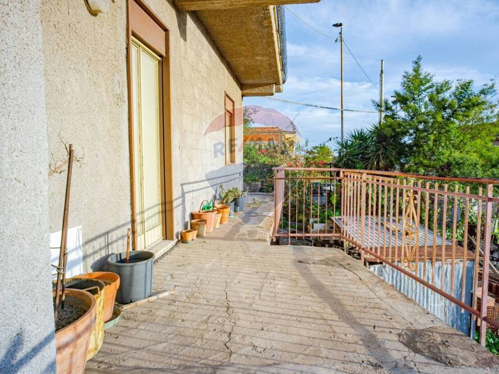 Casa indipendente a Ragalna in Via Paternò - Foto 5