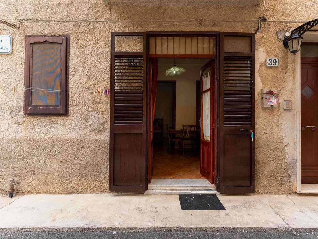 Appartamento a Campofelice di roccella in via Santa Rosalia - Foto 4