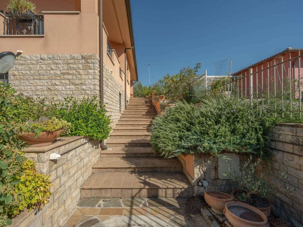 Casa indipendente a Bevagna in Via Sant'Anna, 6 - Foto 3