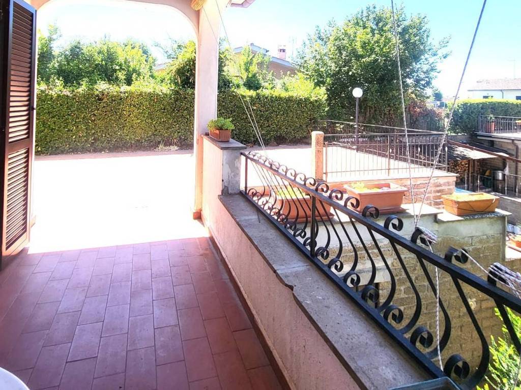 Villa a Capranica in Viale Laura - Foto 5