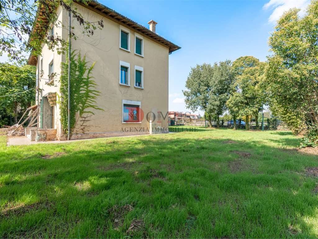 Villa a Borgo virgilio in Strada Romana, 44 - Foto 5