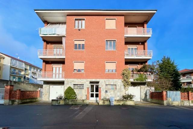 Appartamento a Chieri in Via Bardassano, 3 - Foto 2