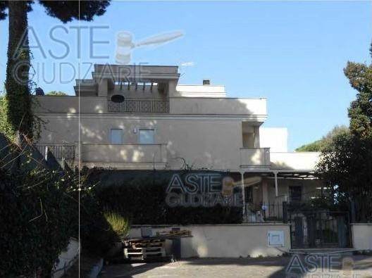 Casa indipendente a Genzano di roma in via achille grandi, 30 - Foto 3