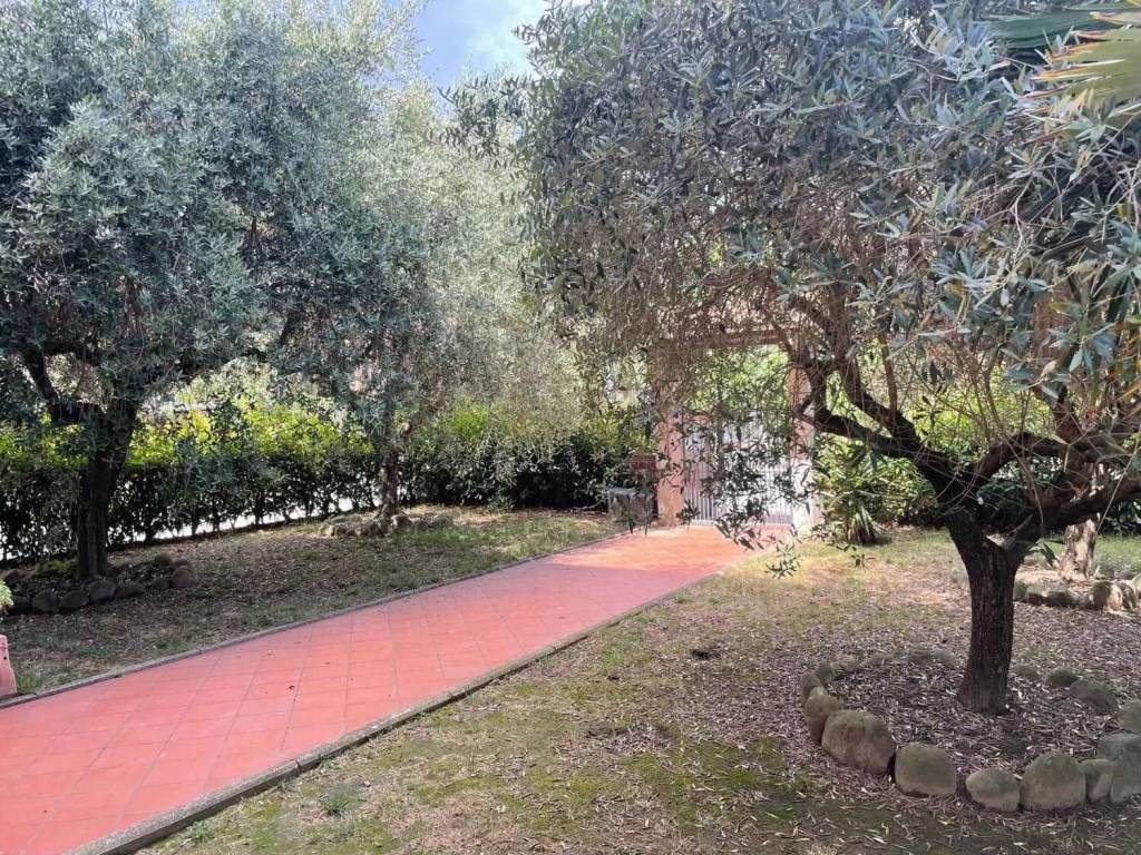 Appartamento a Buggiano in Via Terra Rossa No Number - Foto 3