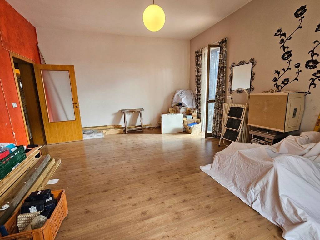 Casa indipendente a Turi in Via Gabriele Logrillo, 5 - Foto 3