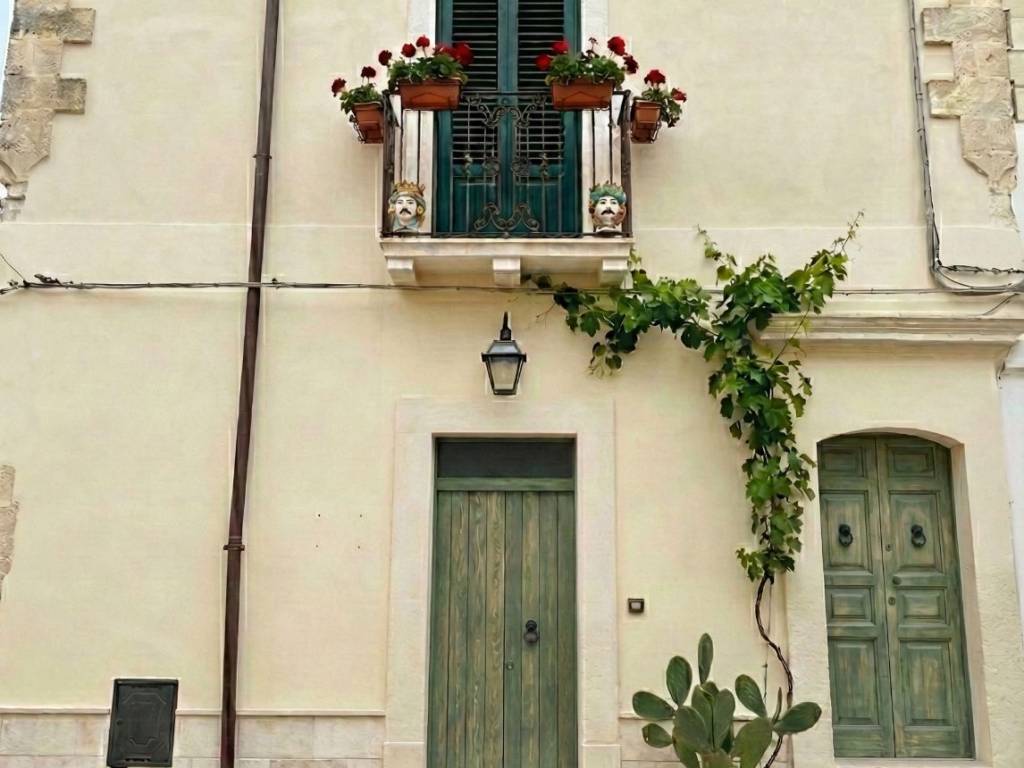 Villa a San michele salentino in Piazza Dante - Foto 4
