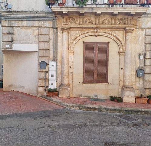 Villa a Carovigno in Corso Vittorio Emanuele 13 - Foto 3