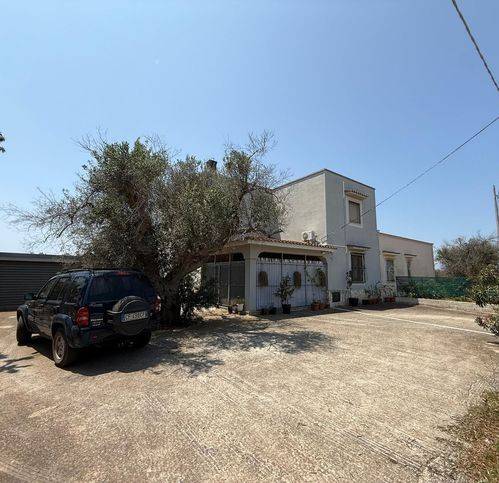 Villa a Carovigno in Strada Provinciale 32 - Foto 2