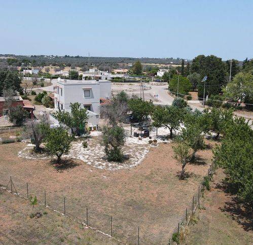 Villa a Carovigno in Strada Provinciale 32 - Foto 3
