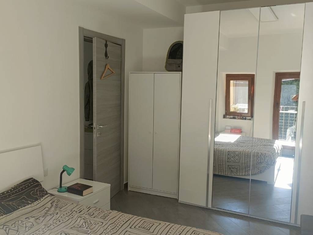Appartamento a Gavirate in Via Magenta - Foto 2