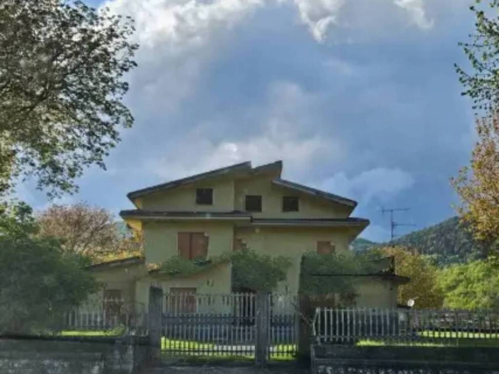Villa a Venafro in Via Strada Provinciale Pontereale - Foto 2