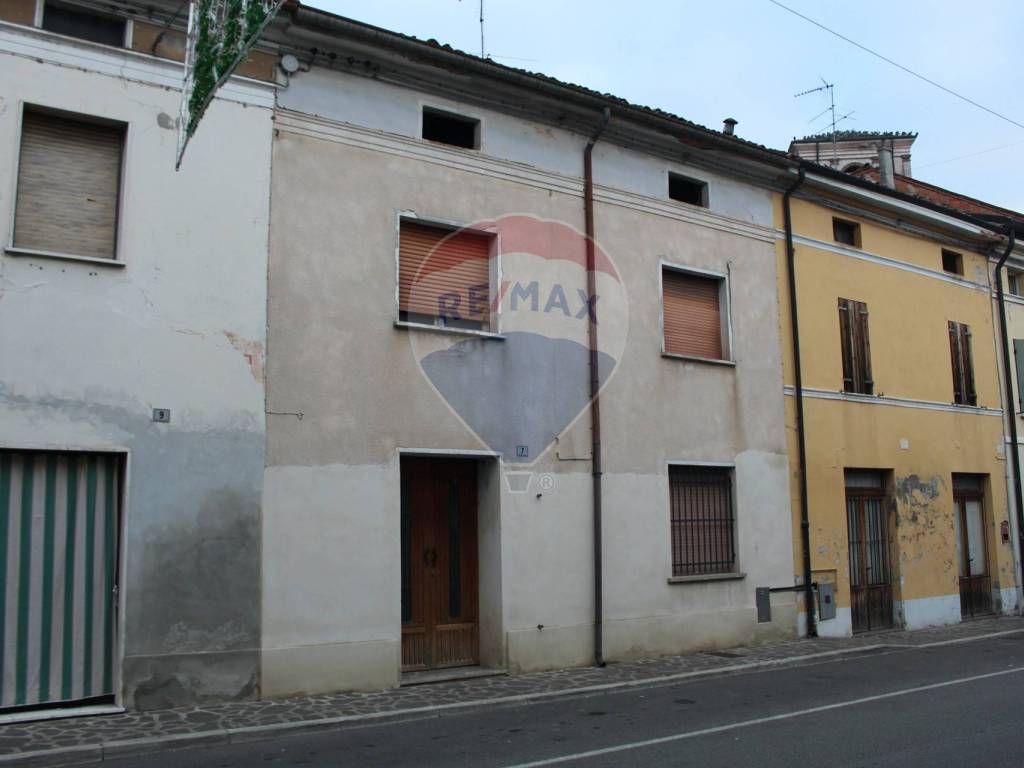 Villetta a schiera a Commessaggio in via Silvino camicia, 7 - Foto 2