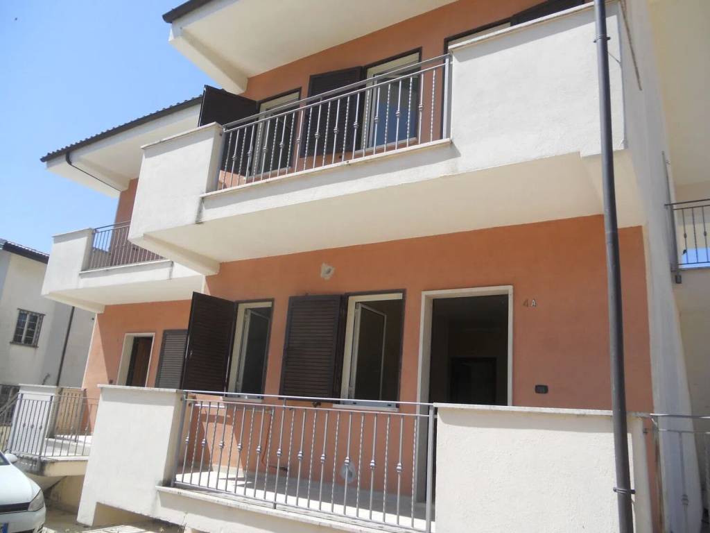 Villa a Avezzano in Via G. Verrazzano S.N.C. - Foto 2