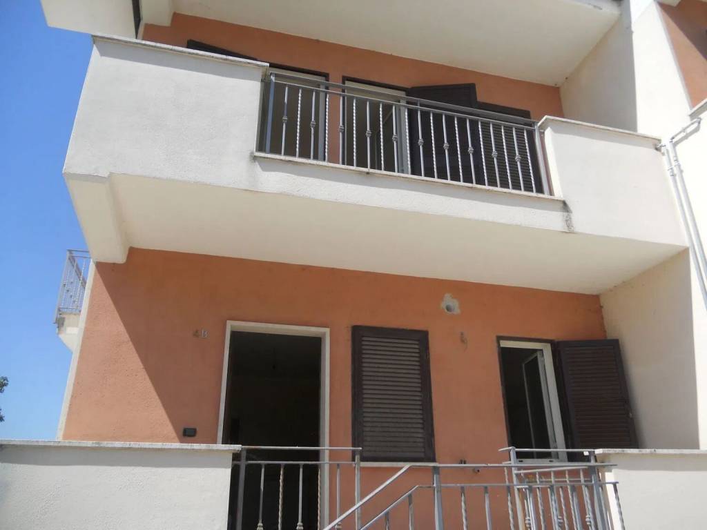 Villa a Avezzano in Via G. Verrazzano S.N.C. - Foto 4