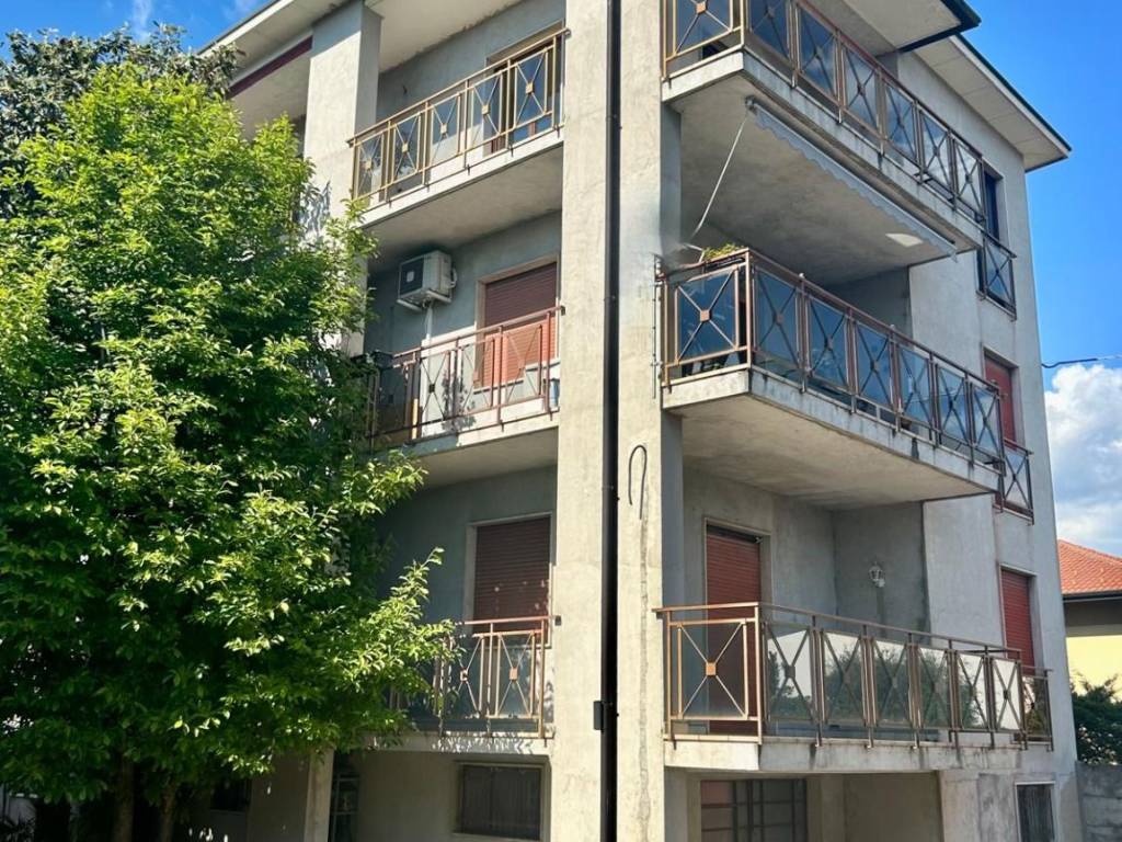 Appartamento a Gorla maggiore in Via Silvio Giorgetti - Foto 2
