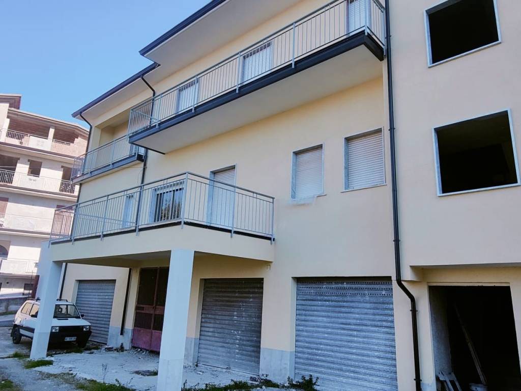 Palazzo / stabile a Ascea in Via degli Ulivi - Foto 2