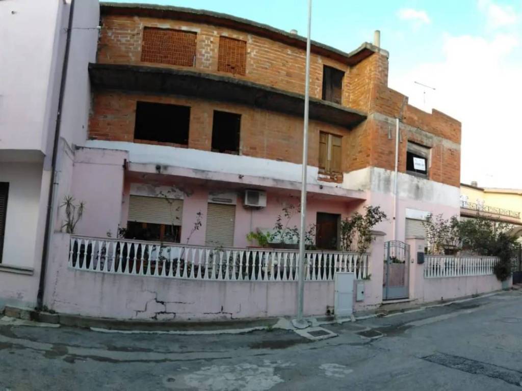 Appartamento a Siniscola in Via Giordano Bruno - Foto 3