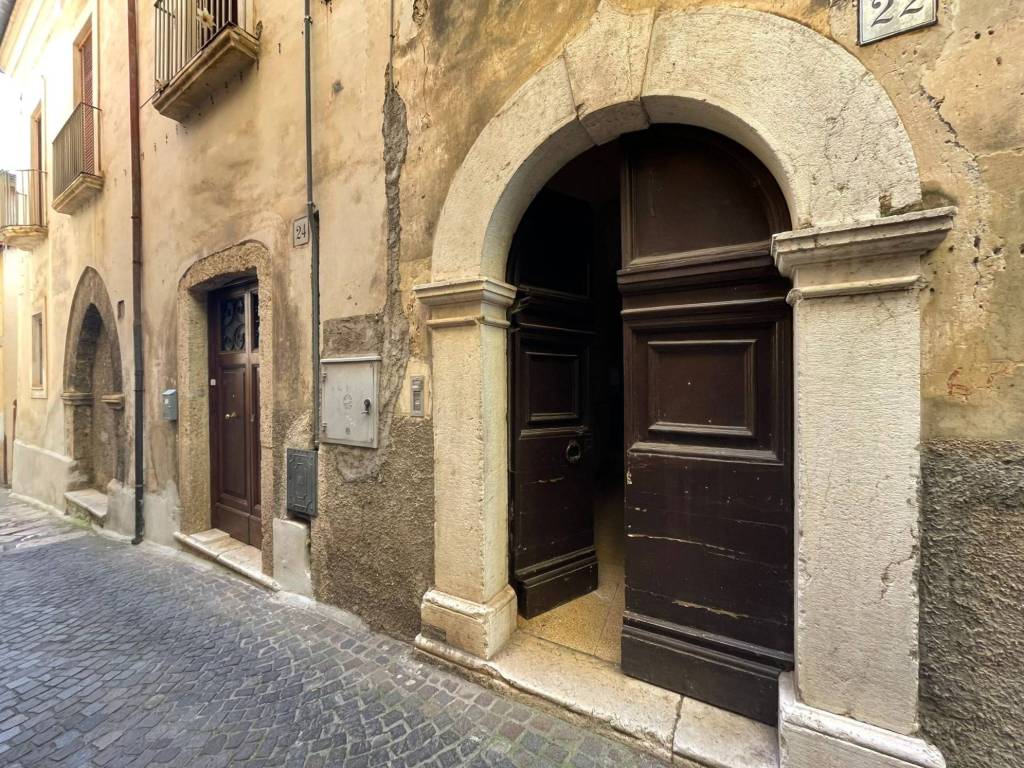 Appartamento a Arpino in Via dell'Aquila Romana, 26 - Foto 2
