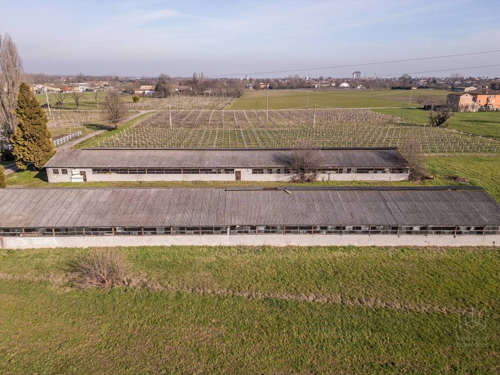 Immobile a Sant'ilario d'enza in Strada Ortigara - Foto 2