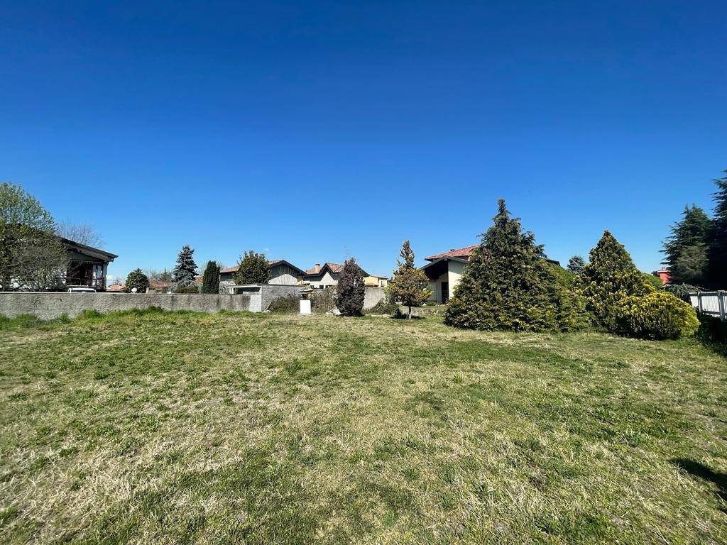 Terreno a Lonate pozzolo in Via Luigi Pirandello - Foto 5