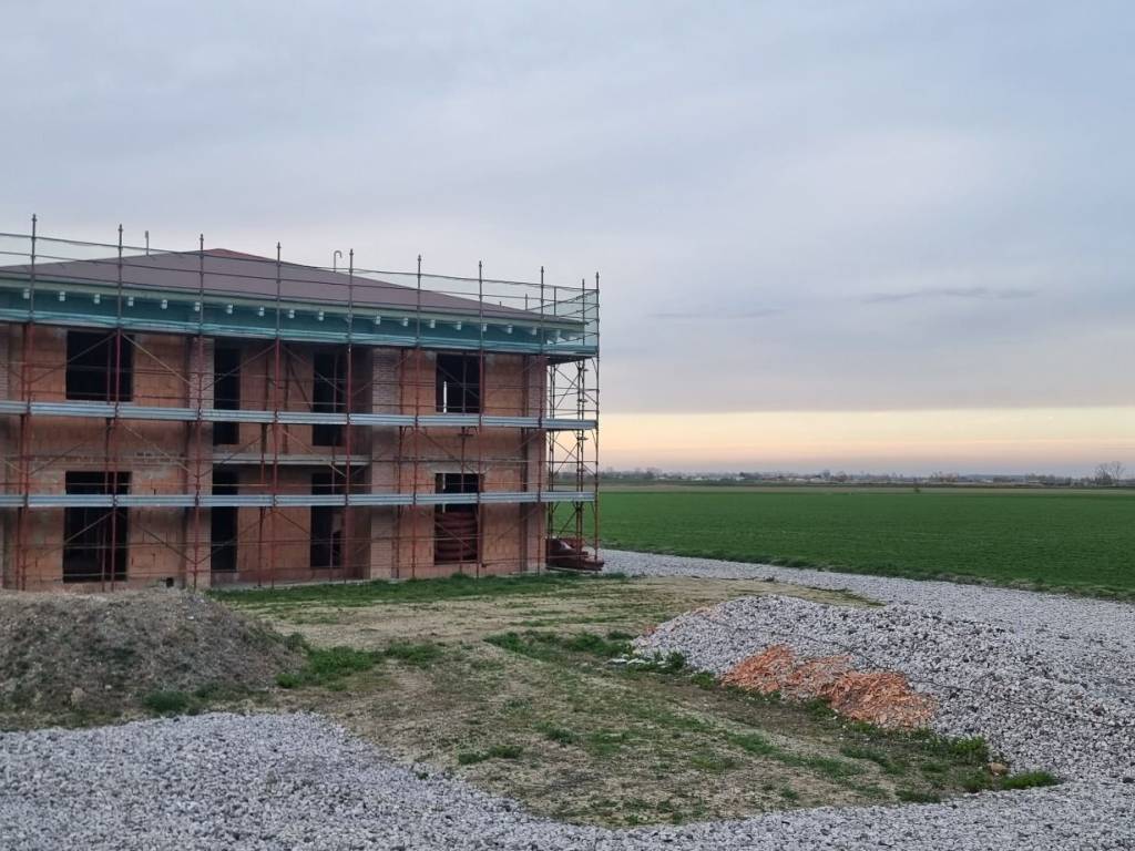 Villa a San pietro in casale in Via Larghe Fontane, 1408 - Foto 5