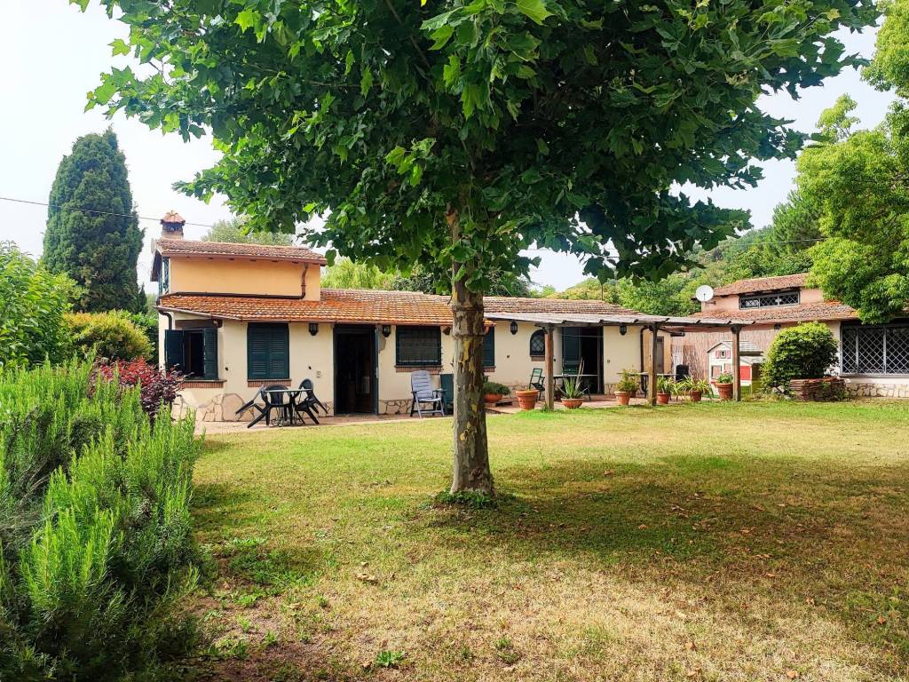 Villa a Trevignano romano in Via Le Prata - Foto 2