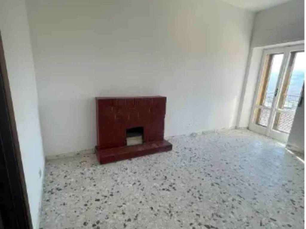 Appartamento a Abriola in Via Decio Bruno - Foto 3