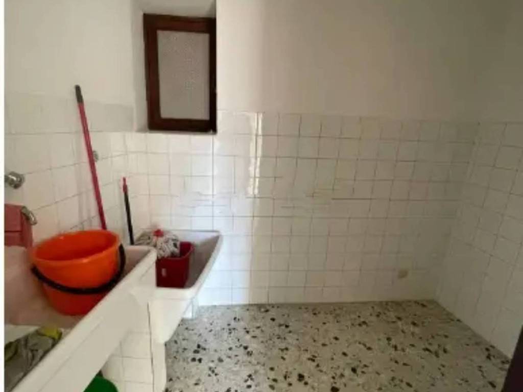 Appartamento a Abriola in Via Decio Bruno - Foto 5