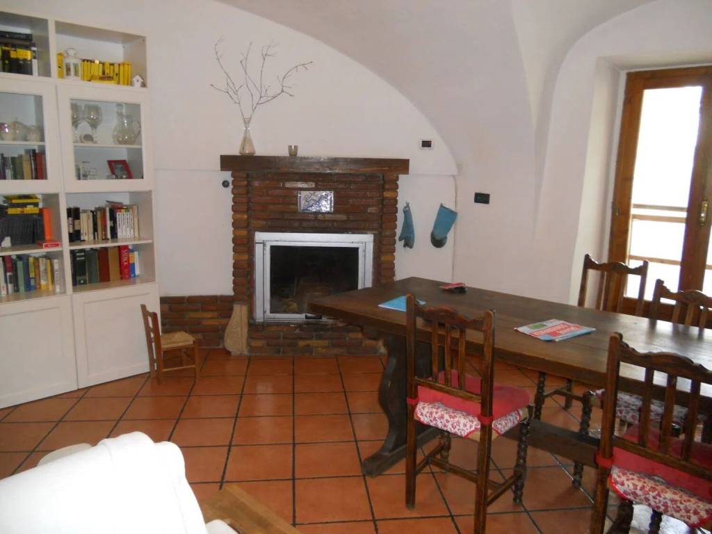 Villa a Civitella roveto in Piazza San Giovanni S.N.C. - Foto 3